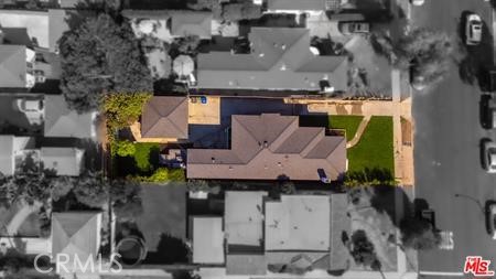 https://media.crmls.org/medias/9d81311a-fc7f-4219-bdfd-452d1bf20e35.jpg?preset=X-Large