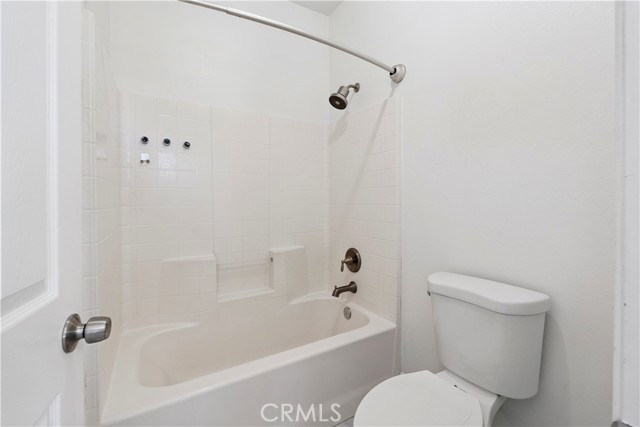 1732 Gamble Lane, Escondido CA: https://media.crmls.org/medias/9d824911-dd0e-4726-8b4f-76b4a121a3cd.jpg