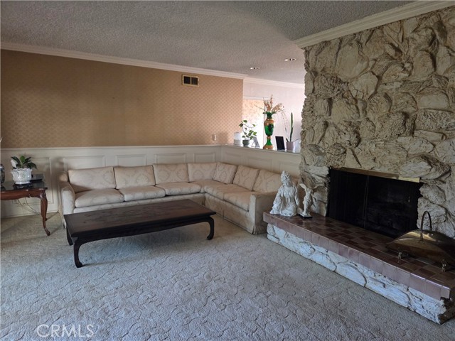 Image 2 of 16 For 4410 Centralia