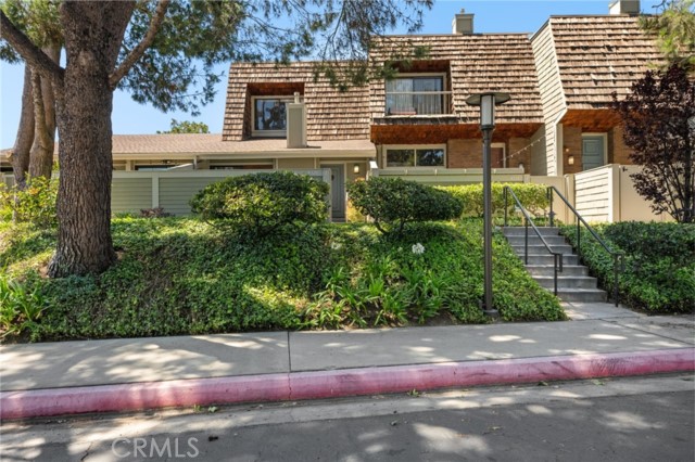 Detail Gallery Image 2 of 34 For 4320 Glencoe Ave #2,  Marina Del Rey,  CA 90292 - 2 Beds | 3 Baths