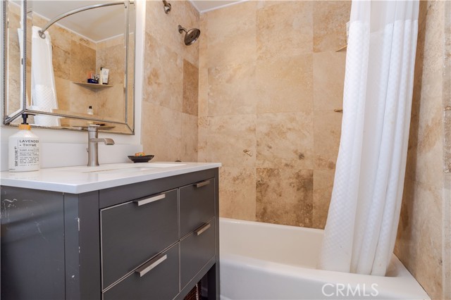 Detail Gallery Image 14 of 28 For 17050 Jersey St, Granada Hills,  CA 91344 - 3 Beds | 1/1 Baths