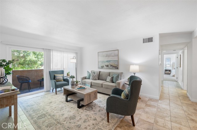 Detail Gallery Image 1 of 1 For 1001 W Macarthur Bld #96,  Santa Ana,  CA 92707 - 3 Beds | 2 Baths