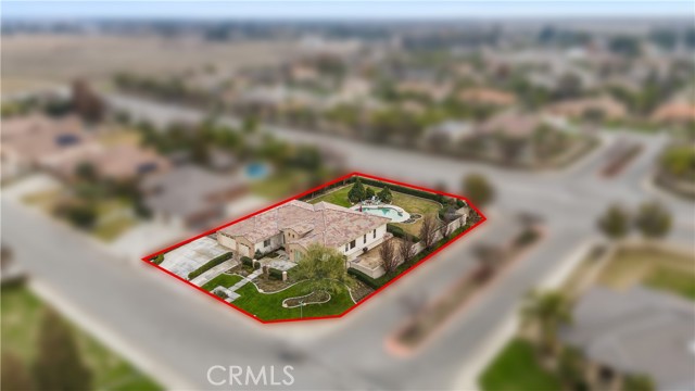 15521 Georges Letour Avenue, Bakersfield CA: https://media.crmls.org/medias/9d855fbb-5e1e-4590-ac15-763209b58c5d.jpg