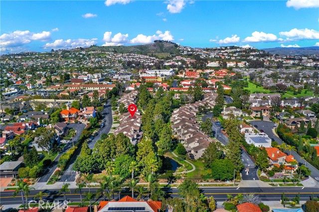 27076 Mill Pond W Road, Dana Point CA: https://media.crmls.org/medias/9d85b04e-849e-4dfc-be15-ea4254cf3b93.jpg