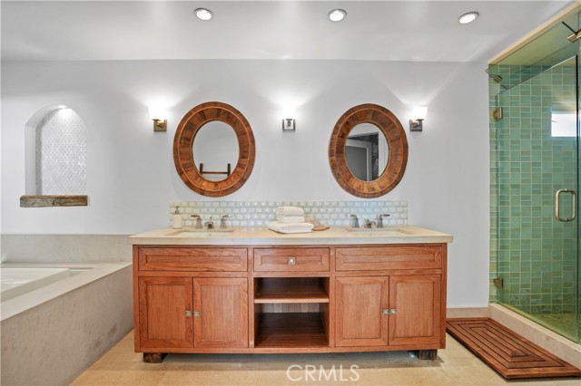 Detail Gallery Image 11 of 26 For 609 Seaward, Corona Del Mar,  CA 92625 - 4 Beds | 3 Baths