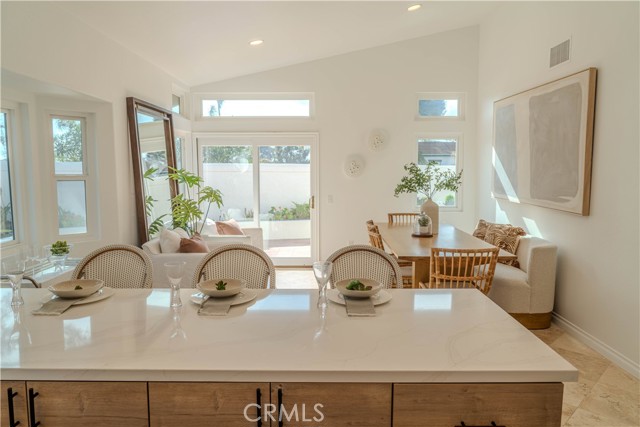 Detail Gallery Image 7 of 20 For 672 Poinsettia, Encinitas,  CA 92024 - 3 Beds | 2 Baths