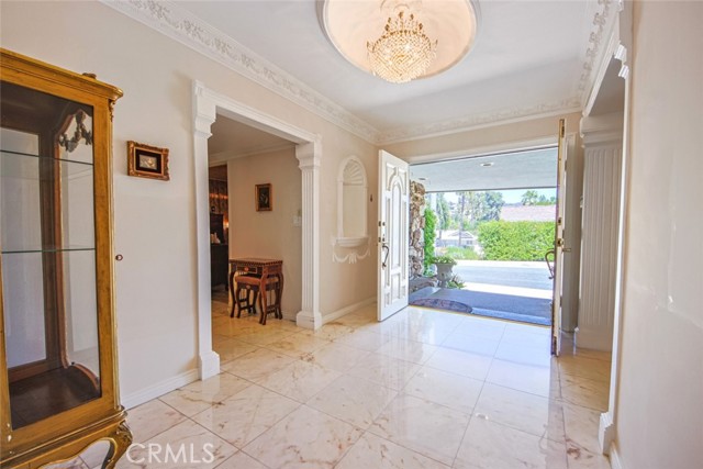 Detail Gallery Image 32 of 75 For 1801 Greenbriar Rd, Glendale,  CA 91207 - 3 Beds | 3 Baths