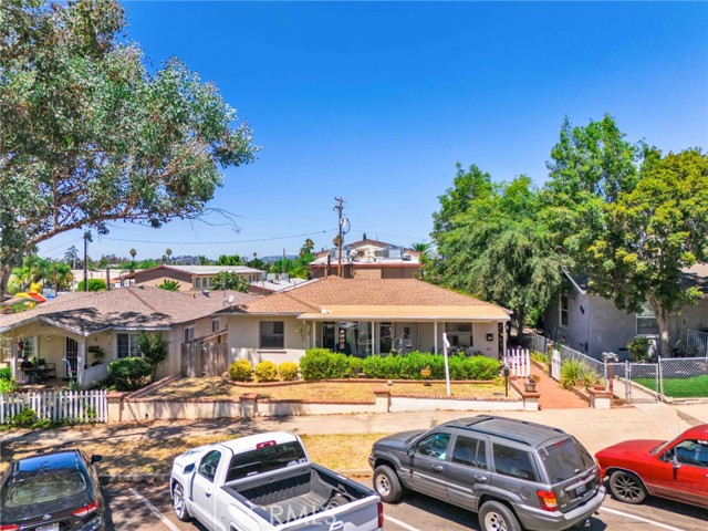 222 W 8th Avenue, Escondido CA: https://media.crmls.org/medias/9d88ea53-e4cc-4397-8969-c8b4354009ca.jpg