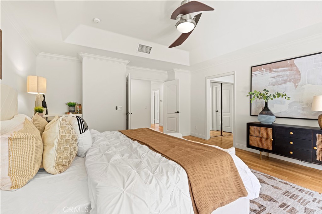 MLS #OC25257954 image #36