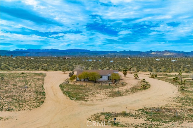 Detail Gallery Image 2 of 50 For 492 Surrey Ave, Landers,  CA 92284 - 3 Beds | 2 Baths