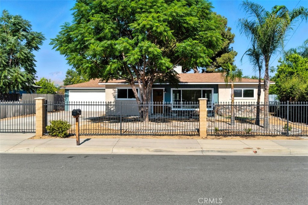 7687 Central Avenue