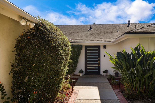 Detail Gallery Image 4 of 51 For 22534 Paul Revere Dr, Calabasas,  CA 91302 - 4 Beds | 2/1 Baths