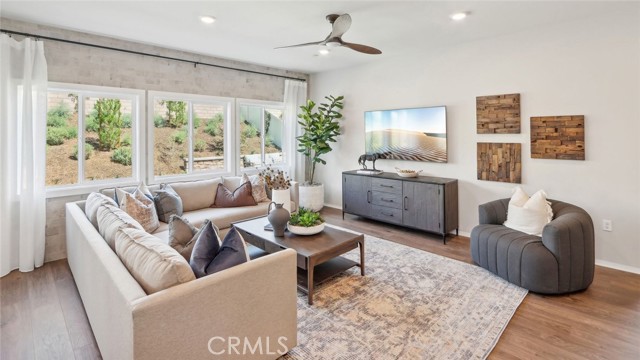 Detail Gallery Image 3 of 27 For 23571 Evening Primrose Ct, Wildomar,  CA 92595 - 5 Beds | 4 Baths