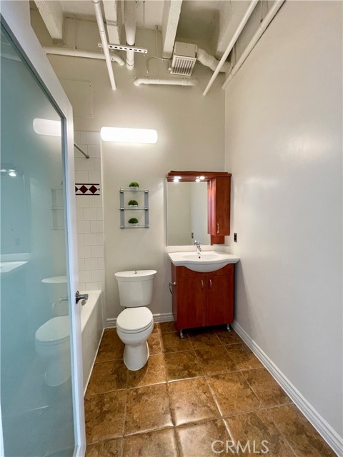Detail Gallery Image 8 of 15 For 312 W 5th St #826,  Los Angeles,  CA 90013 - 1 Beds | 1 Baths