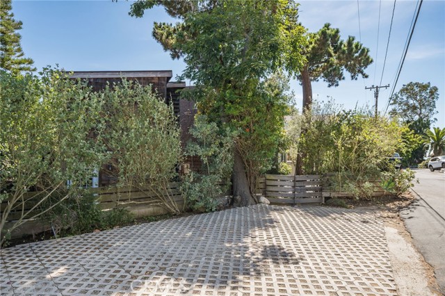 Detail Gallery Image 25 of 29 For 21562 Anns Ln a,  Laguna Beach,  CA 92651 - 2 Beds | 2 Baths