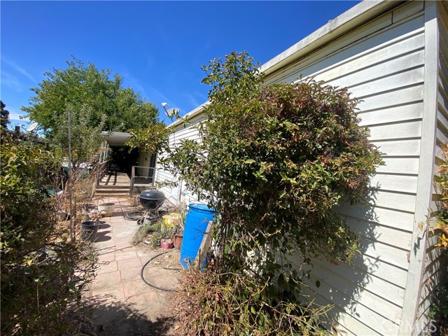 Detail Gallery Image 5 of 36 For 3153 Gray Fox Ln, Paso Robles,  CA 93446 - 2 Beds | 2 Baths