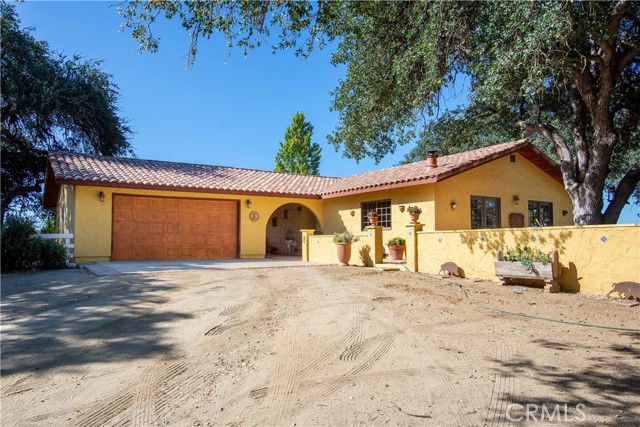 Detail Gallery Image 1 of 1 For 68205 Dafino Ln, Lockwood,  CA 93932 - 3 Beds | 2 Baths