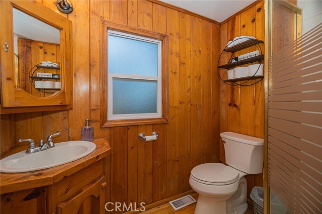 627 Rose Lane, Twin Peaks, CA 92391