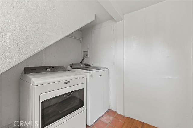 Detail Gallery Image 24 of 39 For 65 Grace Terrace, Pasadena,  CA 91105 - 3 Beds | 2 Baths