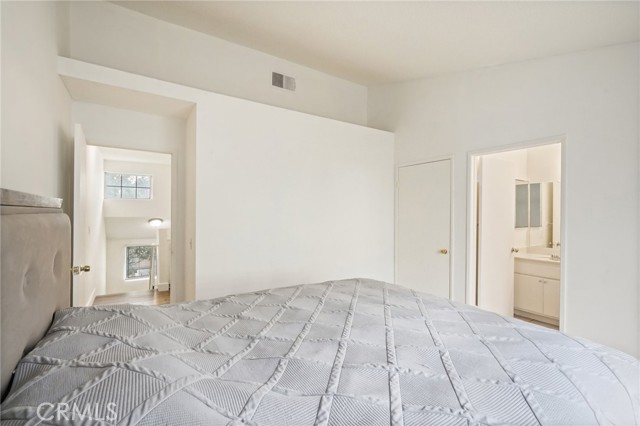 Detail Gallery Image 31 of 50 For 11150 Glenoaks Bld #18,  Pacoima,  CA 91331 - 2 Beds | 2 Baths