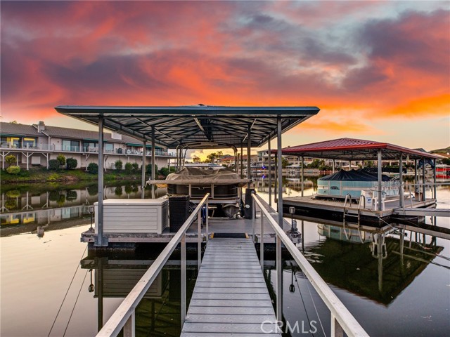 Detail Gallery Image 2 of 63 For 23572 Continental Dr, Canyon Lake,  CA 92587 - 3 Beds | 2 Baths