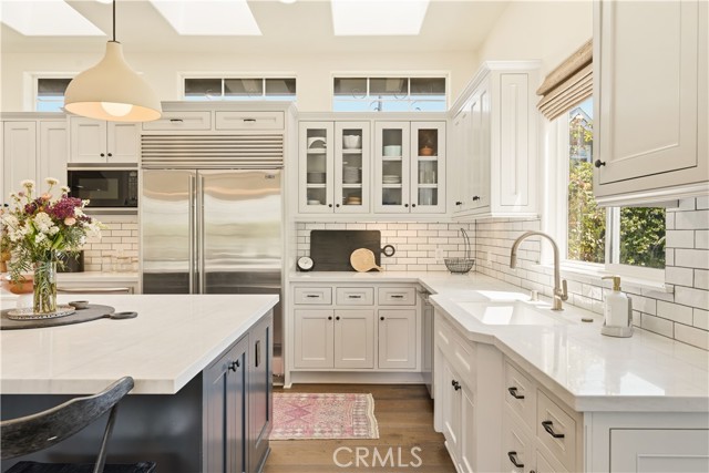 1756 10th, Manhattan Beach, California 90266, 5 Bedrooms Bedrooms, ,5 BathroomsBathrooms,Residential,For Sale,10th,SB26083535