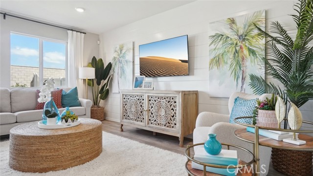 Detail Gallery Image 4 of 22 For 31071 London Plane Dr, Winchester,  CA 92596 - 4 Beds | 3 Baths