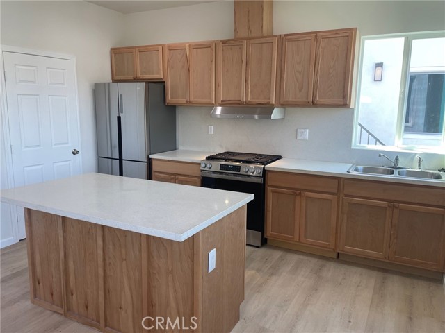 Detail Gallery Image 8 of 19 For 315 N Alvarado St #1/2,  Los Angeles,  CA 90026 - 4 Beds | 3 Baths