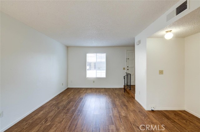 Detail Gallery Image 28 of 34 For 2432 S Sallee Ct, Visalia,  CA 93277 - – Beds | – Baths