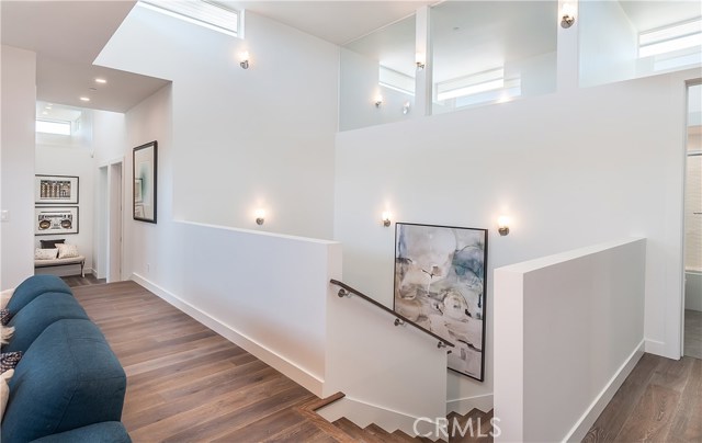 1540 Curtis Avenue, Manhattan Beach, California 90266, 5 Bedrooms Bedrooms, ,4 BathroomsBathrooms,Residential,Sold,Curtis,SB17234923