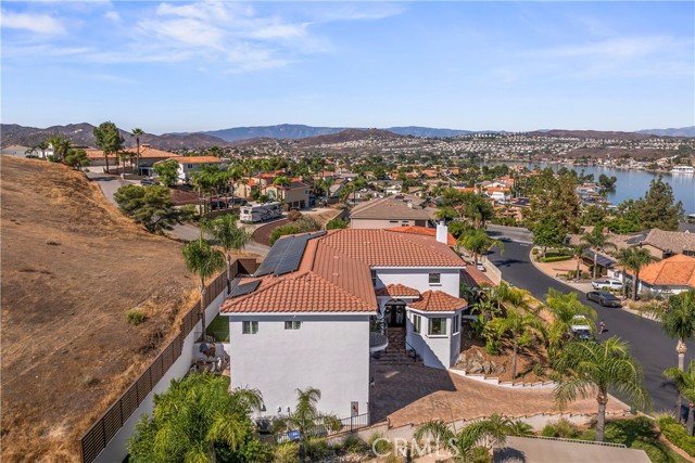 22941 Gold Rush Place, Canyon Lake CA: https://media.crmls.org/medias/9d982d9a-4623-4fc5-8b38-e04cda661bc0.jpg