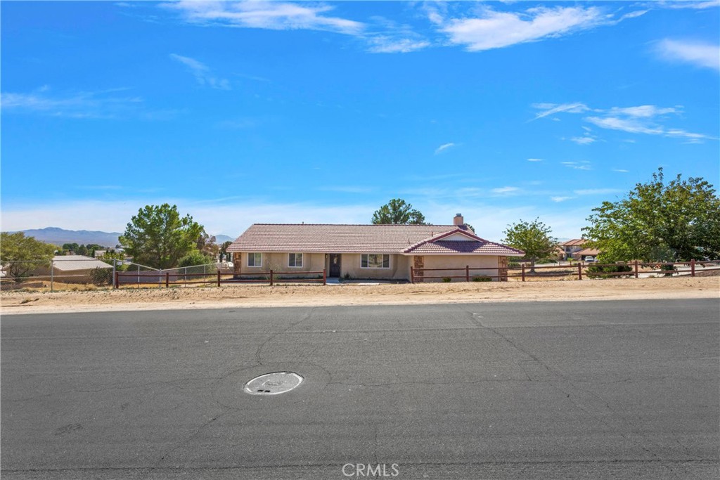 26665 Lakeview Drive