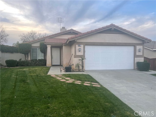 8887 Crest View Dr, Corona, CA 92883