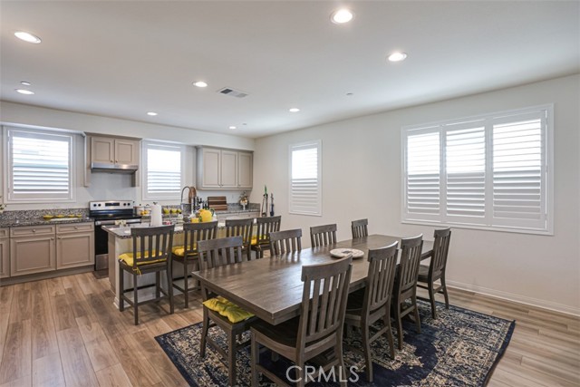 Front Image Thumbnail for CROC26087788