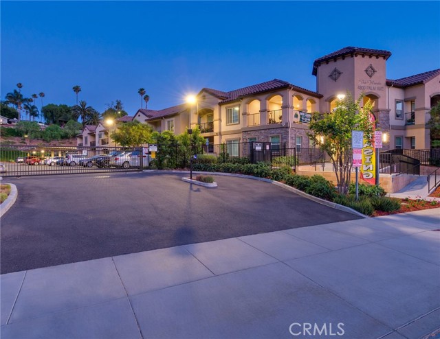 Image 12 of 72 For 4800 Palm Avenue