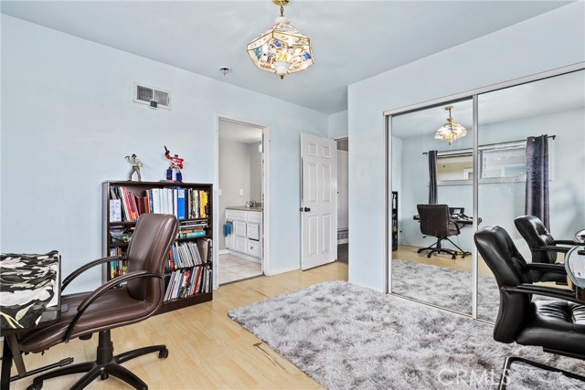 Detail Gallery Image 20 of 25 For 15503 Benfield Ave, Norwalk,  CA 90650 - 4 Beds | 2 Baths