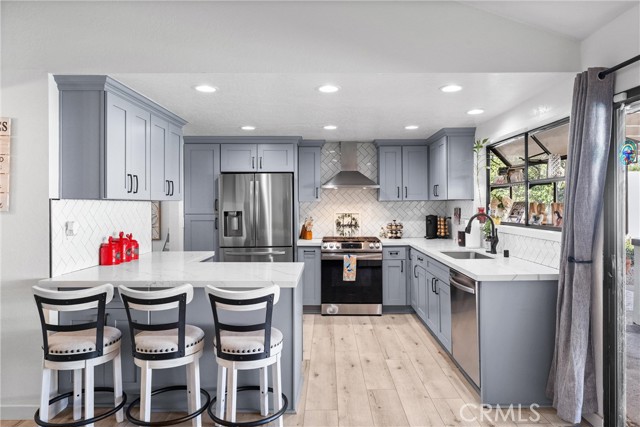 Detail Gallery Image 12 of 64 For 207 E Blue Mountain, Claremont,  CA 91711 - 3 Beds | 2 Baths