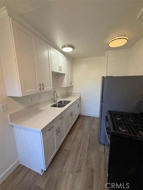 Detail Gallery Image 4 of 8 For 4219 E 4th, Long Beach,  CA 90814 - 1 Beds | 1 Baths