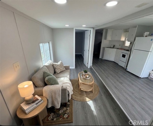 Detail Gallery Image 4 of 16 For 12265 Woodruff Ave #39,  Downey,  CA 90241 - 2 Beds | 1 Baths