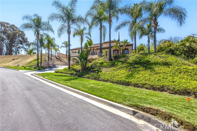 Detail Gallery Image 3 of 65 For 652 Fairway Dr, Redlands,  CA 92373 - 5 Beds | 4/1 Baths