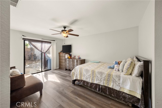 37112 Calle Amigo, Palmdale CA: https://media.crmls.org/medias/9d9ad141-715b-4869-8a60-878deac8c73e.jpg