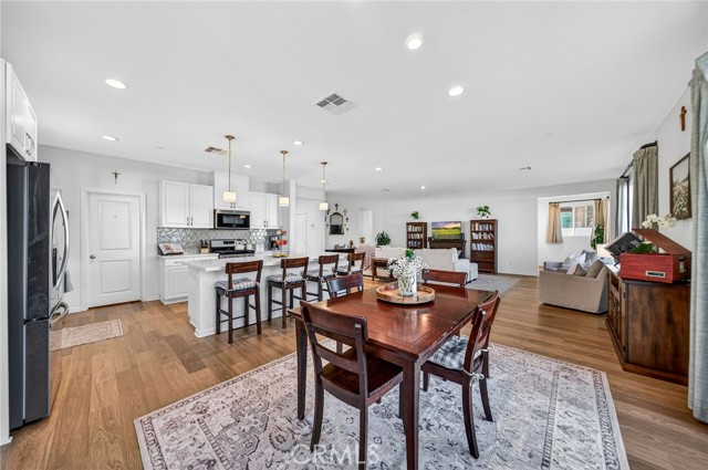 Detail Gallery Image 16 of 63 For 36316 Beacon Light Way, Wildomar,  CA 92595 - 4 Beds | 3 Baths