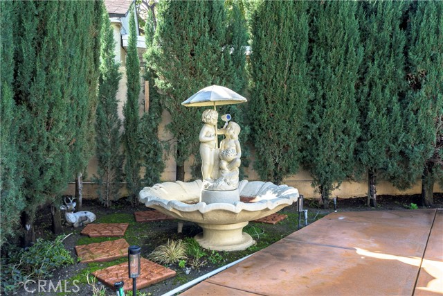Detail Gallery Image 44 of 50 For 251 N Whitnall, Burbank,  CA 91505 - 4 Beds | 3 Baths
