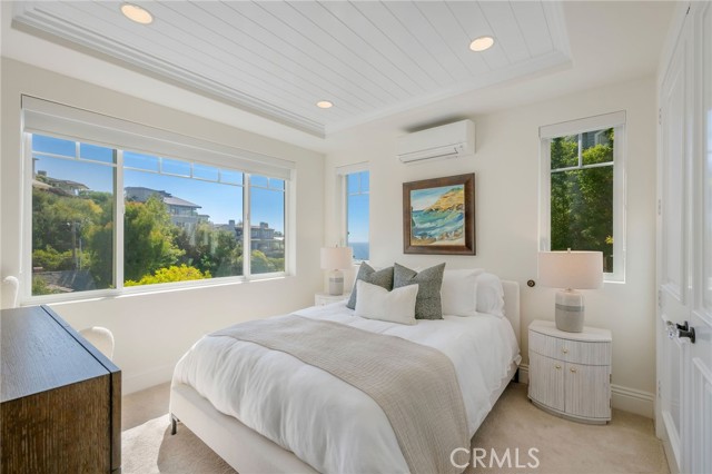 Detail Gallery Image 21 of 29 For 846 Diamond St, Laguna Beach,  CA 92651 - 3 Beds | 2/1 Baths
