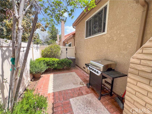 Detail Gallery Image 30 of 31 For 26337 Rainbow Glen Dr #244,  Newhall,  CA 91321 - 3 Beds | 2 Baths