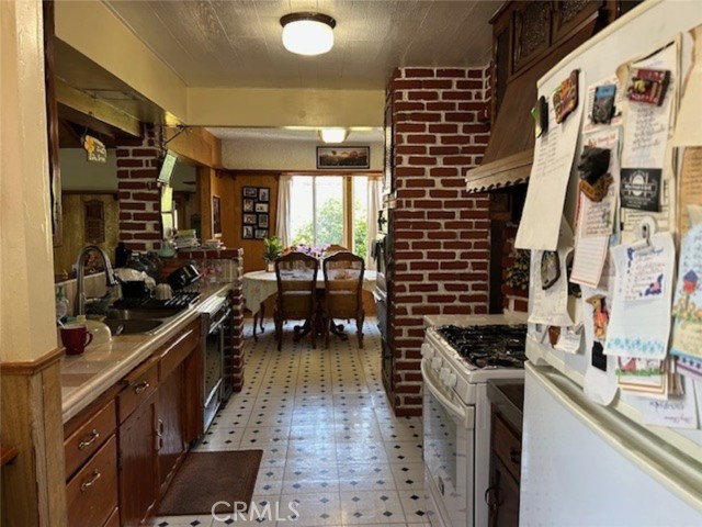 Detail Gallery Image 24 of 28 For 14125 Burton, Panorama City,  CA 91402 - 3 Beds | 2 Baths