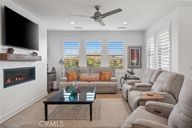 Detail Gallery Image 9 of 38 For 35654 Perugino Ter, Palm Desert,  CA 92211 - 2 Beds | 2/1 Baths