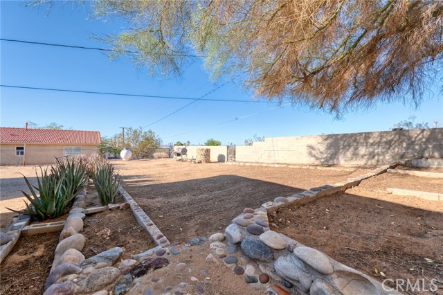 Detail Gallery Image 40 of 43 For 6631 Ivanpah Ave, Twentynine Palms,  CA 92277 - 2 Beds | 1 Baths