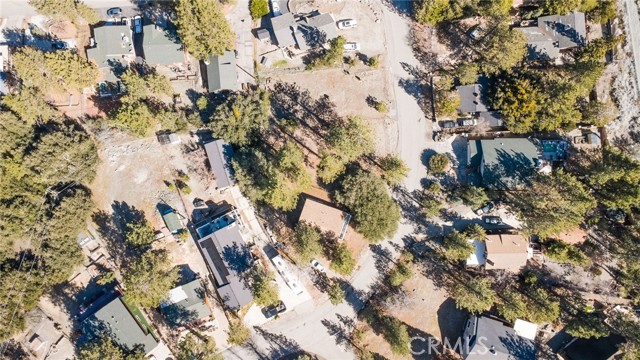 Detail Gallery Image 9 of 19 For 5370 Desert View, Wrightwood,  CA 92397 - – Beds | – Baths