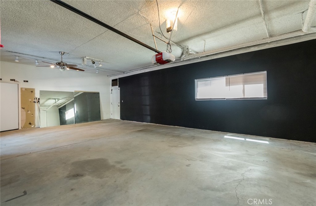 303 S Kenneth RoadBurbank image #32